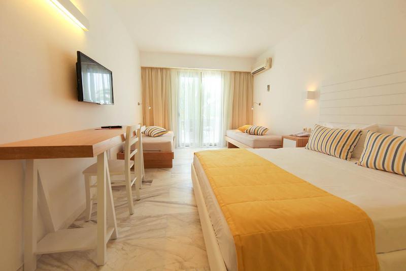 Hotel Sunconnect Marina Beach Kato Gouves Exterior foto